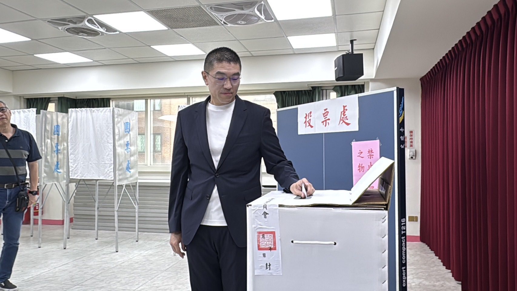 基隆市長謝國樑罷免案 選委會:投票率達49.35% 基隆市長謝國樑罷免案 選委會:投票率達49.35%
