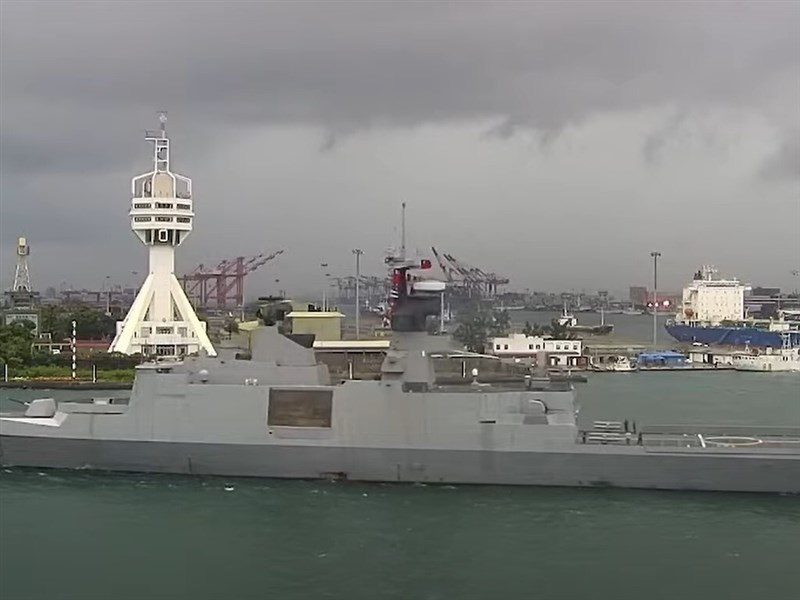 承德艦換裝新雷達及垂發系統 首度海試拚年底戰備 承德艦換裝新雷達及垂發系統 首度海試拚年底戰備