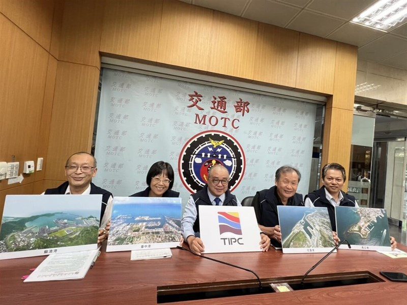 蘇澳港波浪發電試驗 全台商港首例 蘇澳港波浪發電試驗 全台商港首例
