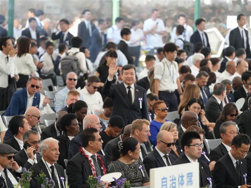 李逸洋首度出席長崎和平祈念儀式 中國缺席引揣測 李逸洋首度出席長崎和平祈念儀式 中國缺席引揣測
