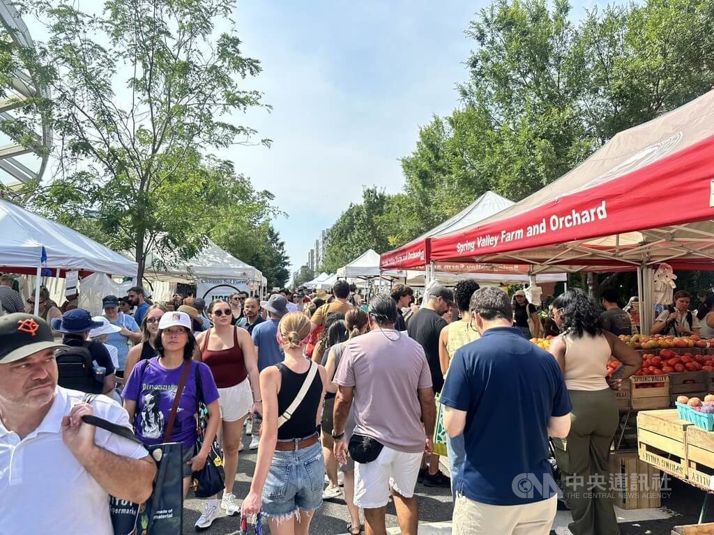 甩開政治華府 假日市集回歸買菜咖啡點心小確幸 甩開政治華府 假日市集回歸買菜咖啡點心小確幸