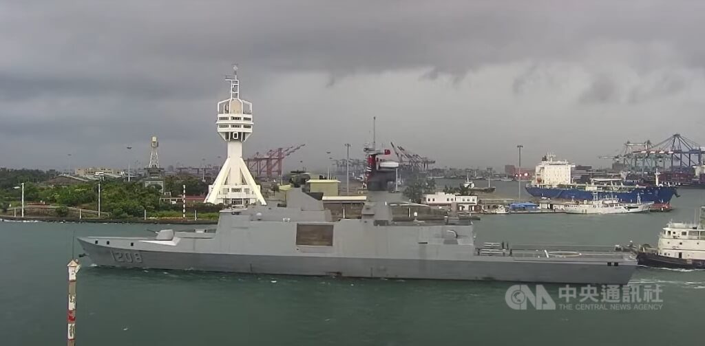 學者:康定艦換裝垂發及新式雷達 看遠打快作戰效率增 學者:康定艦換裝垂發及新式雷達 看遠打快作戰效率增