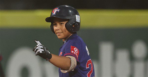 U12世界盃台灣胡誠恩賽會敲3轟 奪全明星外野手獎 U12世界盃台灣胡誠恩賽會敲3轟 奪全明星外野手獎