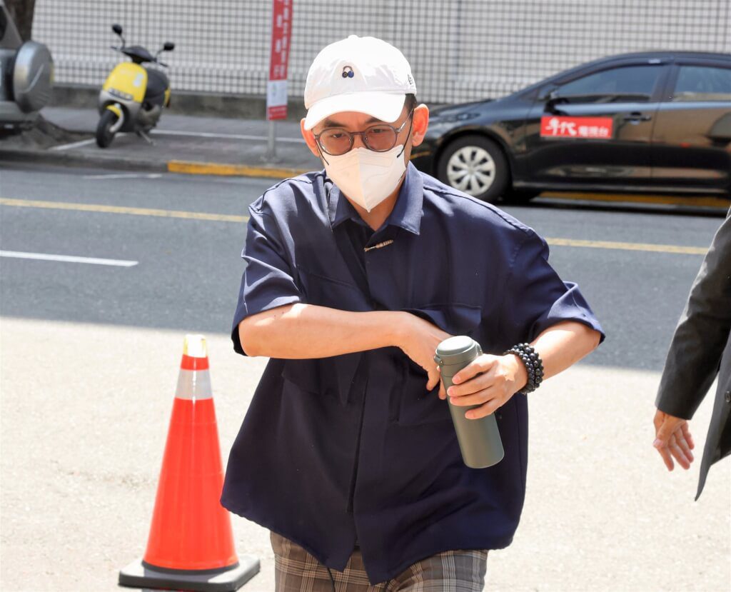 黃子佼涉持兒少性影像案 再與5被害人成立調解 黃子佼涉持兒少性影像案 再與5被害人成立調解