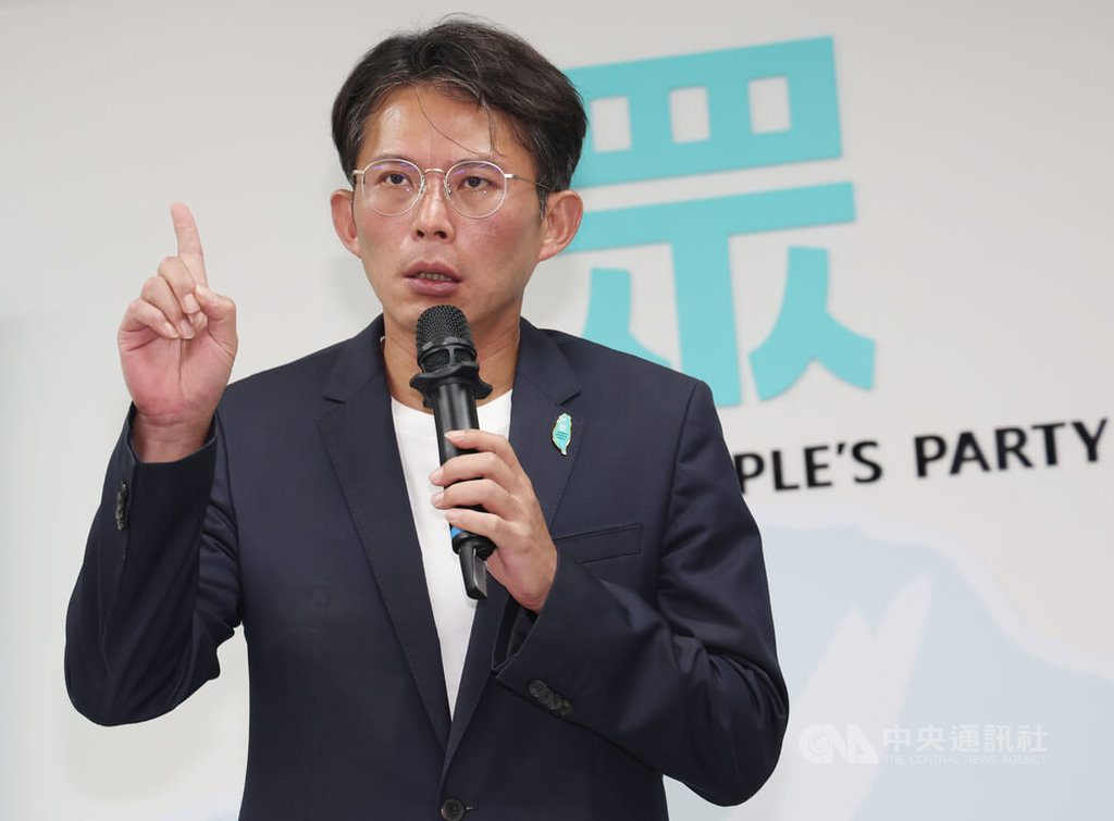綠控黃國昌涉偷拍集團骯髒政治手段 白批媒體張冠李戴 綠控黃國昌涉偷拍集團骯髒政治手段 白批媒體張冠李戴