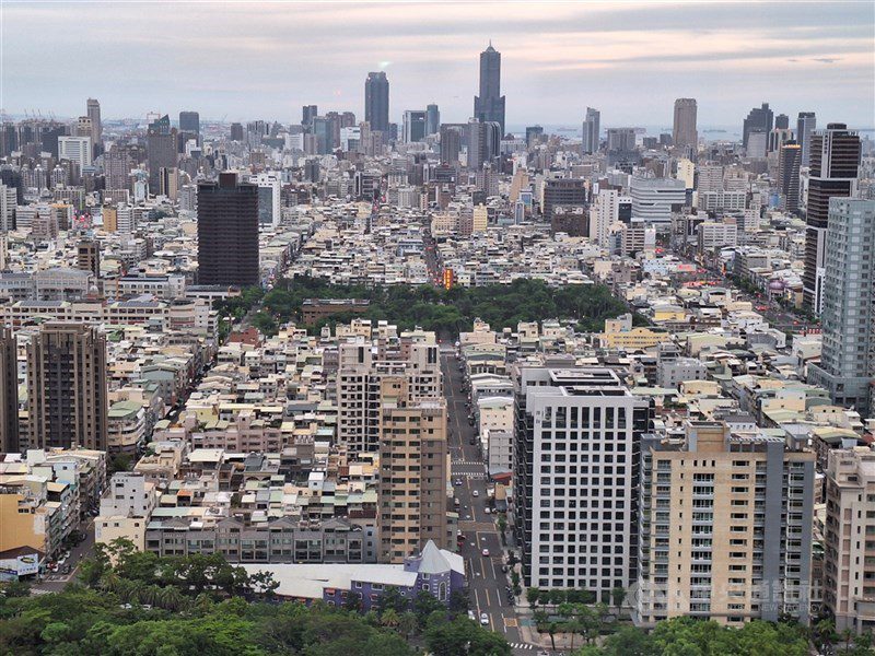 圖為高雄市街景。 （中央社檔案照片）