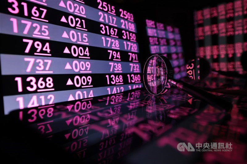 台股上週強彈，週漲1191.54點或4.51%。（中央社檔案照片）
