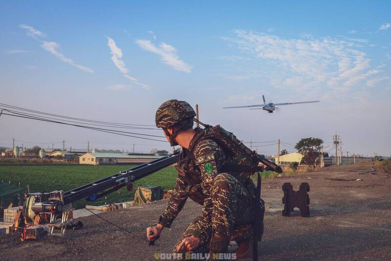飛操手需求大增 國防部擬設無人機訓練中心 飛操手需求大增 國防部擬設無人機訓練中心
