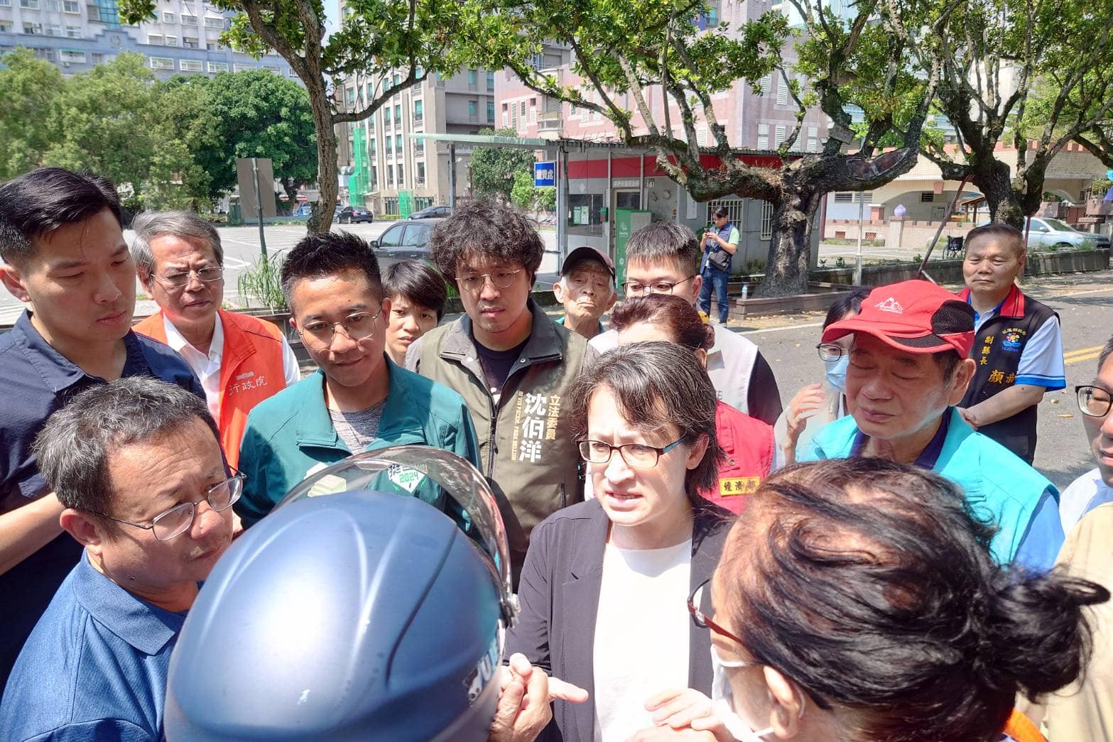 花蓮強震過後 沈伯洋痛批縣政府態度消極、還沒做意願調查 花蓮強震過後 沈伯洋痛批縣政府態度消極、還沒做意願調查