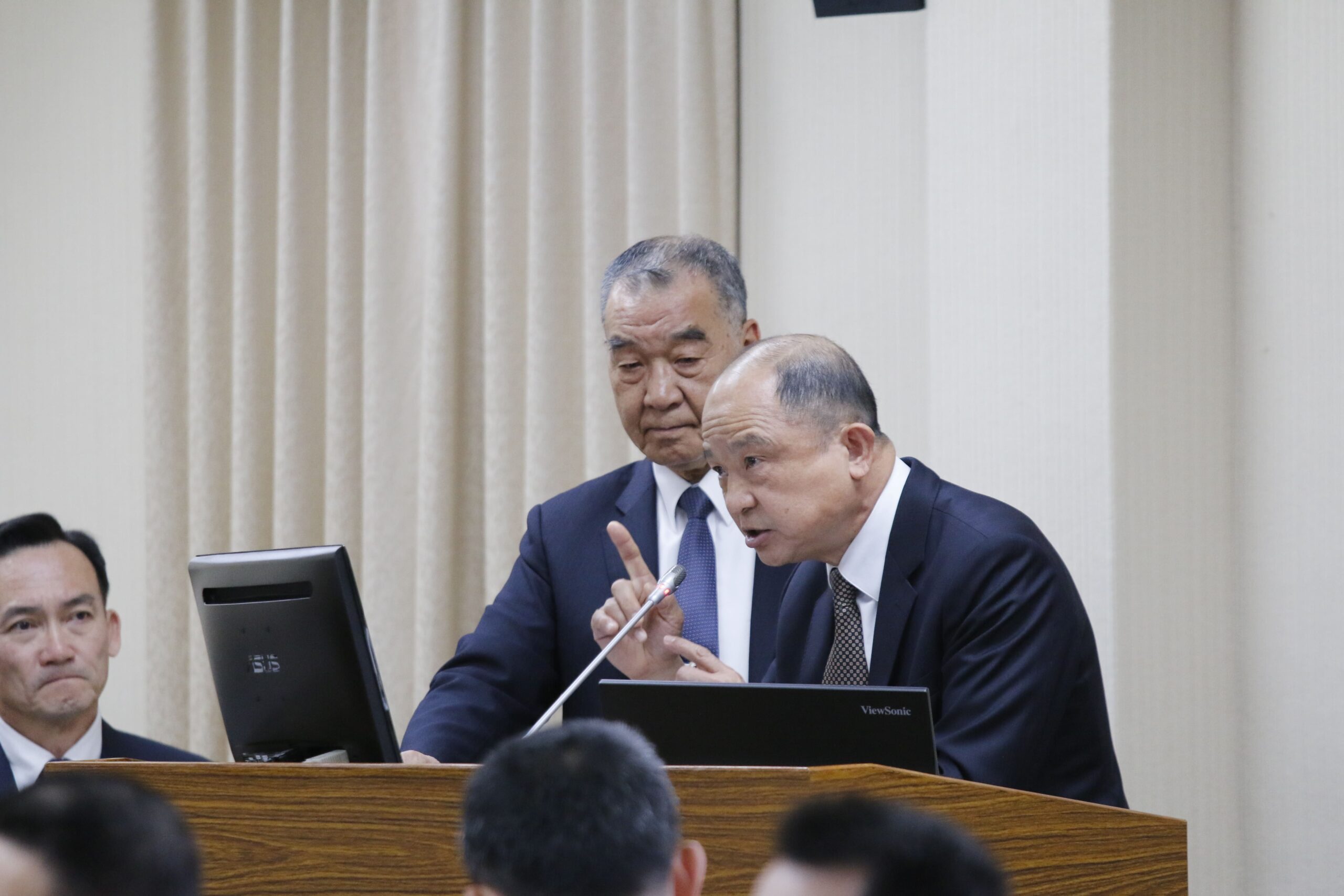 邱國正允諾：教召專才資料庫對接 三個月內研議