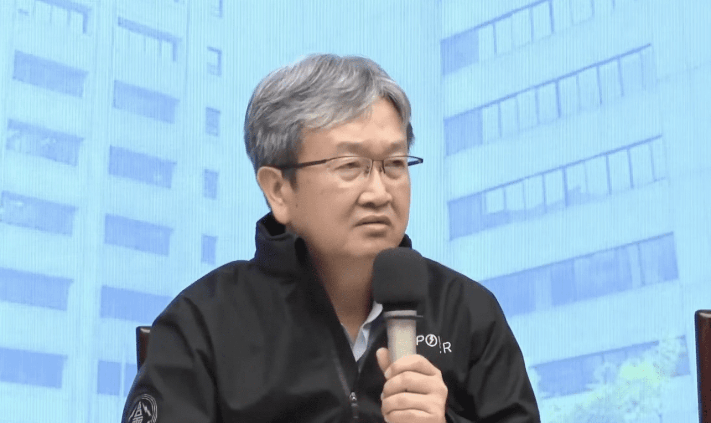 台電總經理王耀庭慰留成功 為台電同仁抱屈「真的很努力」 台電總經理王耀庭慰留成功 為台電同仁抱屈「真的很努力」