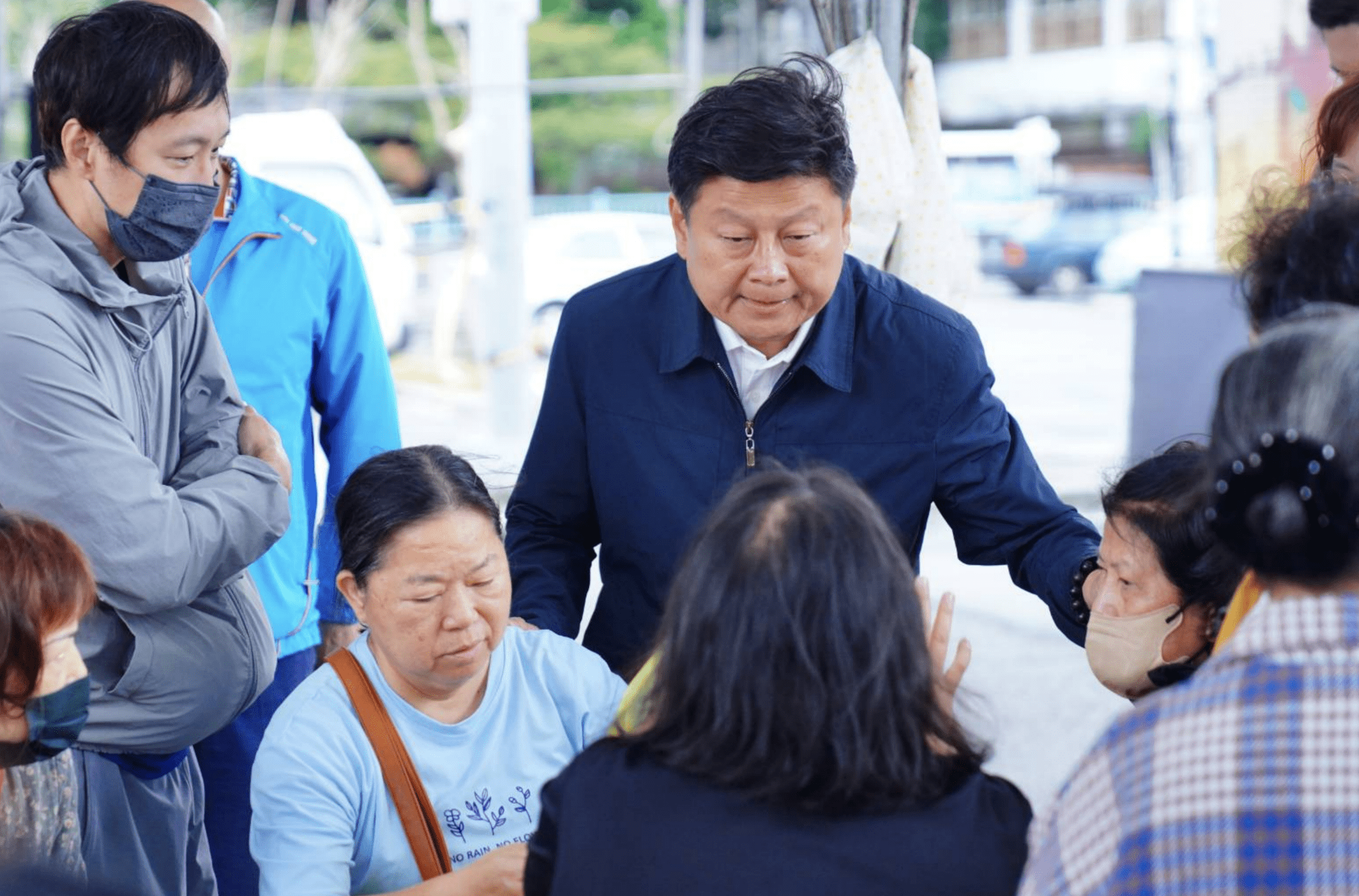 傅崐萁昨晚回花蓮勘災 傅:國家照顧好人民、中央要扛責任 傅崐萁昨晚回花蓮勘災 傅:國家照顧好人民、中央要扛責任