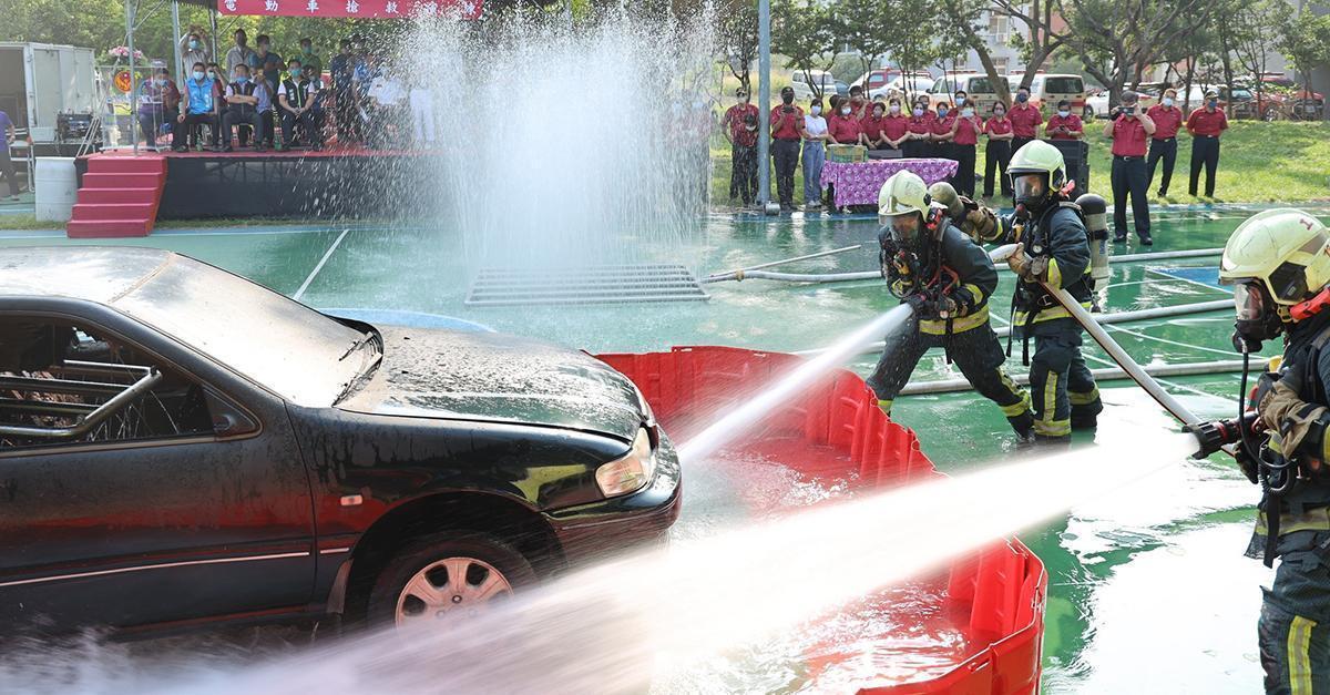 電動車火災 消防署有解了？ 消防署坦承：修辦法僅能防止擴大