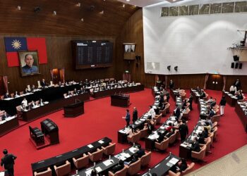 立法院會期最後衝刺  三讀通過多項法律修正條文