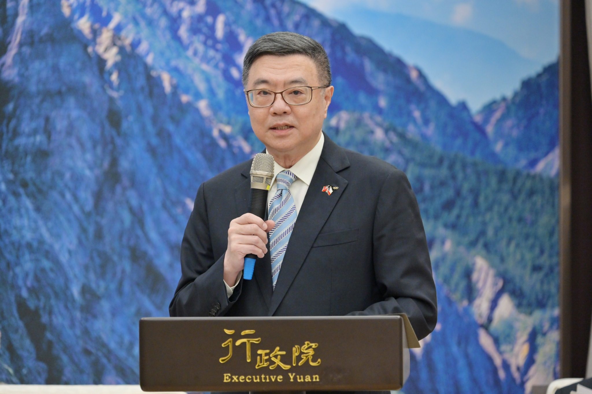 若國會擴權覆議案失敗 卓榮泰:生效後將提釋憲並聲請暫時處分 若國會擴權覆議案失敗 卓榮泰:生效後將提釋憲並聲請暫時處分