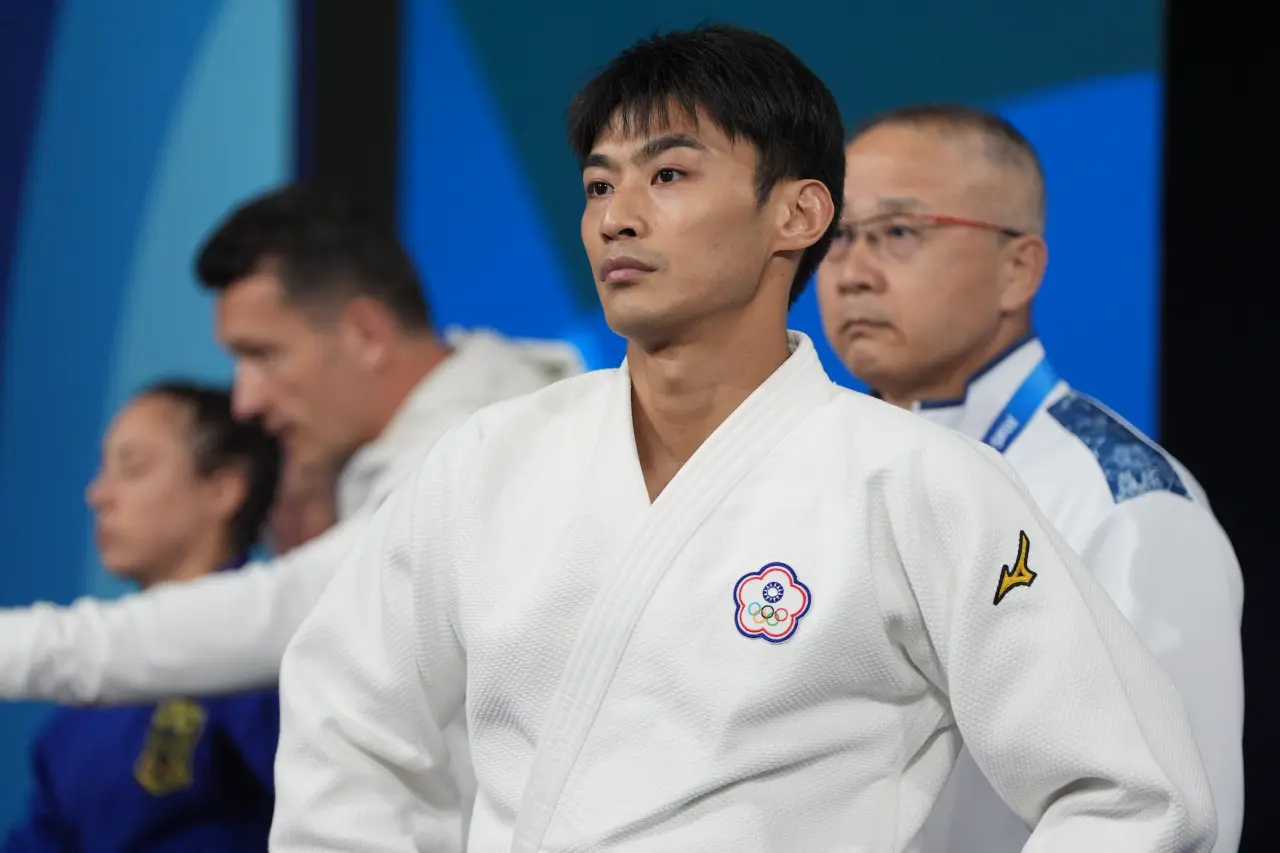 敗部復活賽不敵日本好手 楊勇緯無緣奪牌難掩失落 敗部復活賽不敵日本好手 楊勇緯無緣奪牌難掩失落