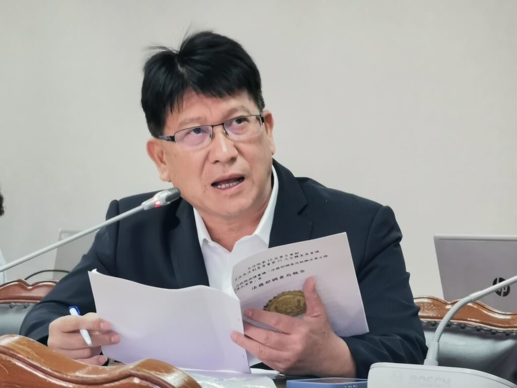 藍:支持大刀闊斧讓政治清明 勿枉勿縱不包庇貪瀆 藍:支持大刀闊斧讓政治清明 勿枉勿縱不包庇貪瀆