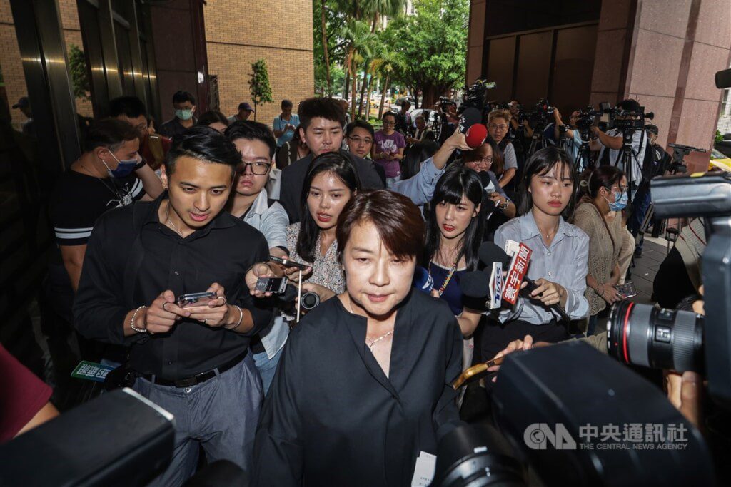中評會討論懲處前發文 黃珊珊:致歉深省配合調查 中評會討論懲處前發文 黃珊珊:致歉深省配合調查