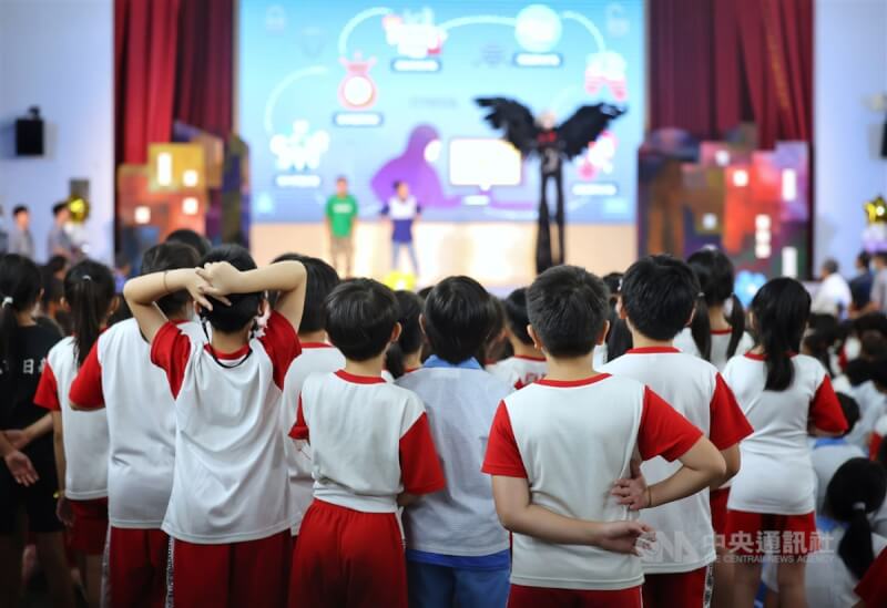 龍年寶寶升國中新北增83班  教師徵選仍缺42人