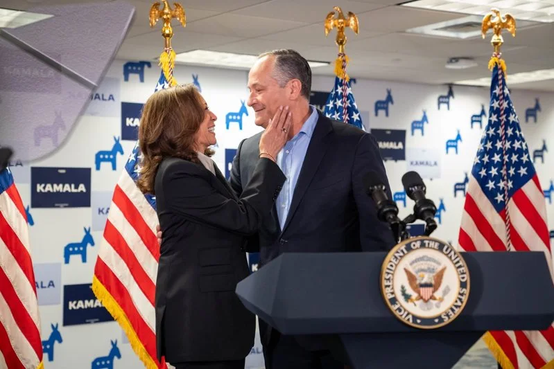 賀錦麗提名演說恰逢結婚紀念日 與夫婿PO文示愛放閃