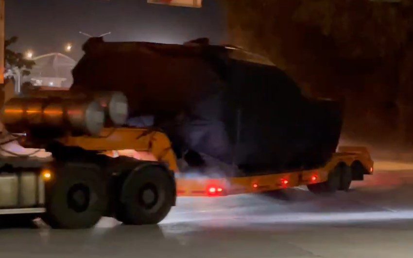 首批38輛M1A2T戰車深夜登岸後載往新竹駐地 過程加強戒備 首批38輛M1A2T戰車深夜登岸後載往新竹駐地 過程加強戒備