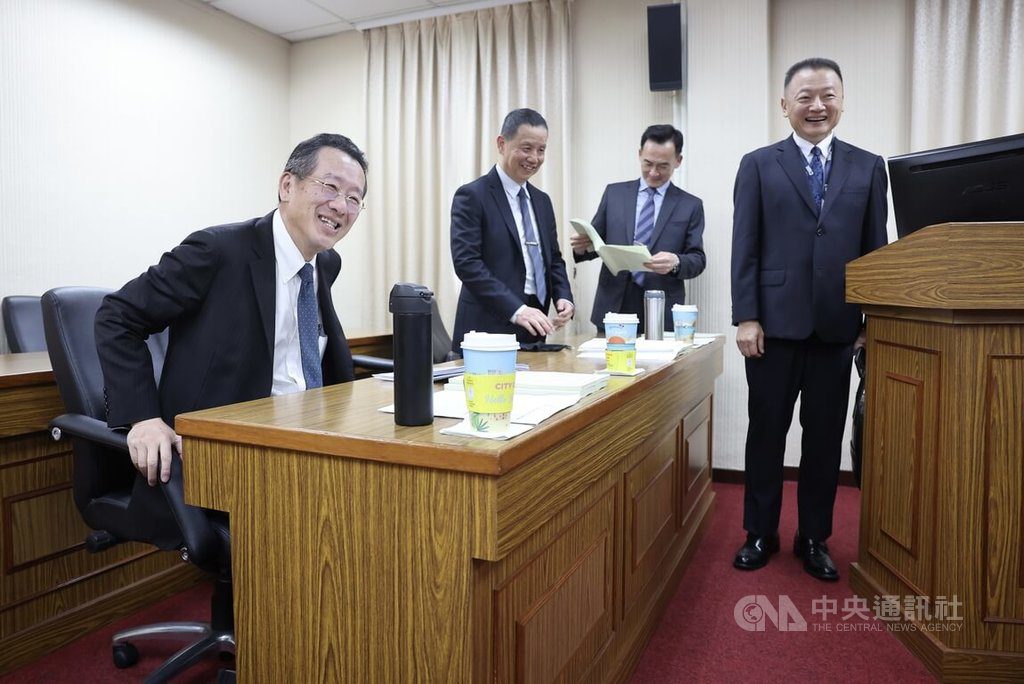 國防部少將處長涉性騷案 顧立雄:2個月內完成調查 國防部少將處長涉性騷案 顧立雄:2個月內完成調查