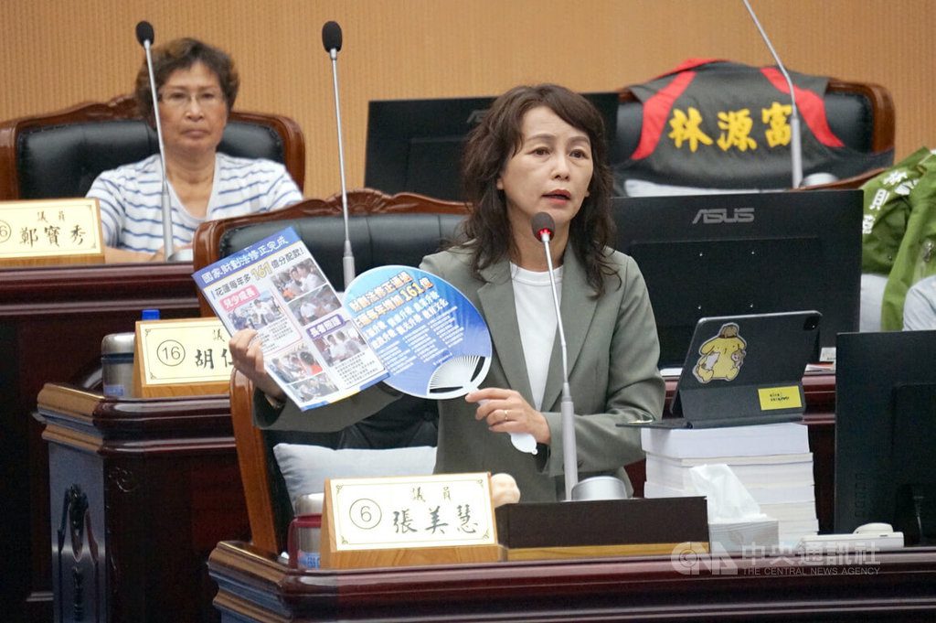 綠質疑為傅崐萁社福政策背書 徐榛蔚反問不做嗎 綠質疑為傅崐萁社福政策背書 徐榛蔚反問不做嗎