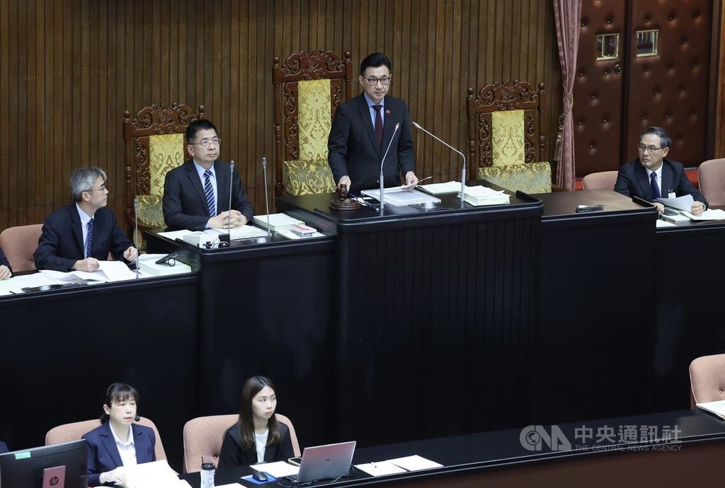 立院三讀 機關首長職場霸凌最高罰100萬 立院三讀 機關首長職場霸凌最高罰100萬