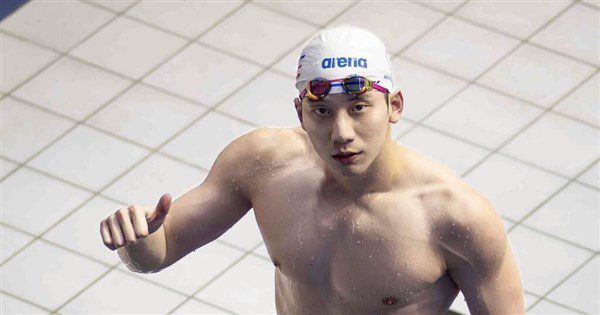 王冠閎世大運泳奪銀 賽前聽BABYMONSTER保持專注 王冠閎世大運泳奪銀 賽前聽BABYMONSTER保持專注