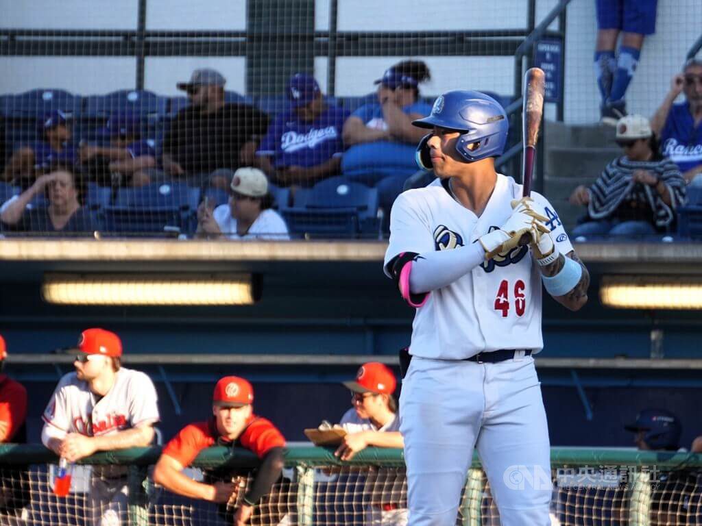 柯敬賢升上1A首安出爐 場場上壘全靠本壘板紀律 柯敬賢升上1A首安出爐 場場上壘全靠本壘板紀律