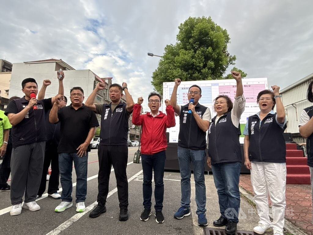 罷免未過鄭正鈐指續踏實問政 罷團:持續監督 罷免未過鄭正鈐指續踏實問政 罷團:持續監督