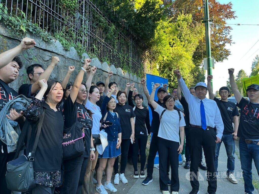 川普關稅威脅推近加中關係 中國民運人士示警加國 川普關稅威脅推近加中關係 中國民運人士示警加國