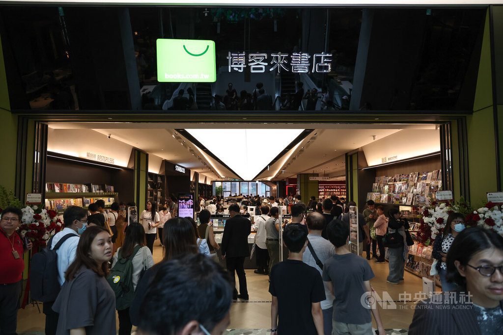 DREAM PLAZA開幕 羅智先:投資額是外界預期3倍 DREAM PLAZA開幕 羅智先:投資額是外界預期3倍