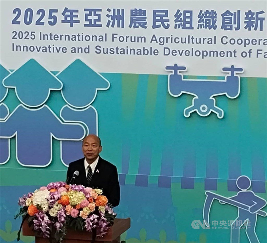 盼完封大罷免 韓國瑜籲藍委823前不宜推政治議題 盼完封大罷免 韓國瑜籲藍委823前不宜推政治議題