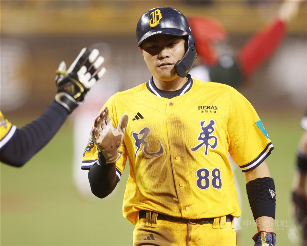 兄弟先發1棒沒固定 平野惠一點名宋晟睿、岳政華 兄弟先發1棒沒固定 平野惠一點名宋晟睿、岳政華