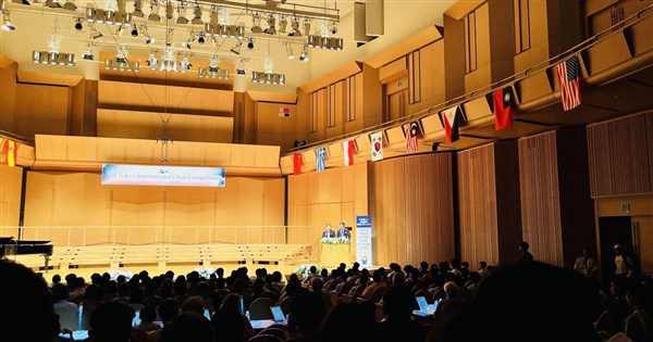 東京合唱大賽中國施壓台灣合唱團撤國旗 駐日處抗議 東京合唱大賽中國施壓台灣合唱團撤國旗 駐日處抗議