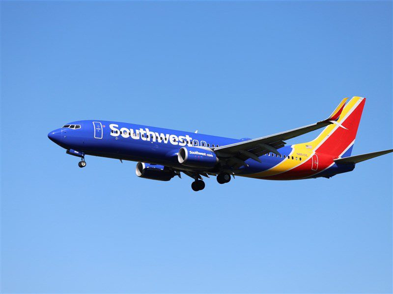 西南航空急降閃避飛機 乘客被拋飛撞艙頂 西南航空急降閃避飛機 乘客被拋飛撞艙頂