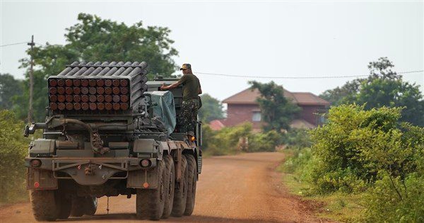 泰柬衝突第5天 兩國領袖將展開停火談判 泰柬衝突第5天 兩國領袖將展開停火談判