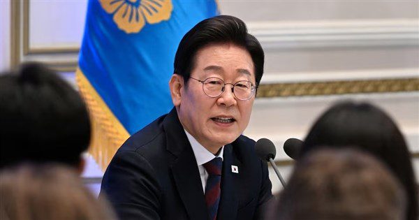 美對韓關稅降至15% 李在明證實達成貿易協議 美對韓關稅降至15% 李在明證實達成貿易協議