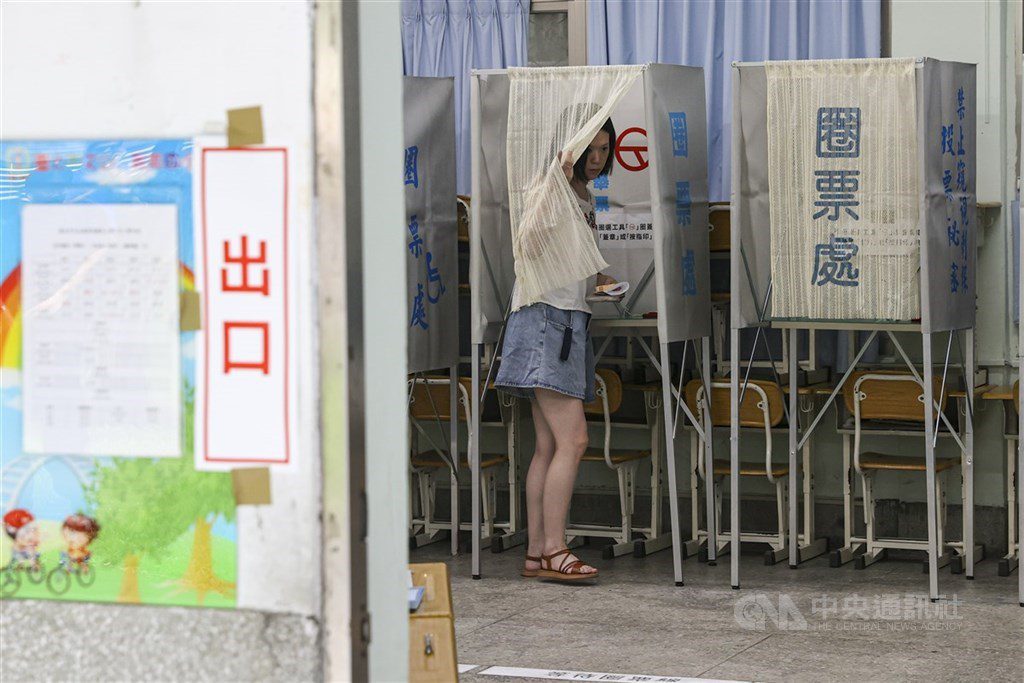 林德福控票數抄反未改 中選會:依選委會更正審定 林德福控票數抄反未改 中選會:依選委會更正審定