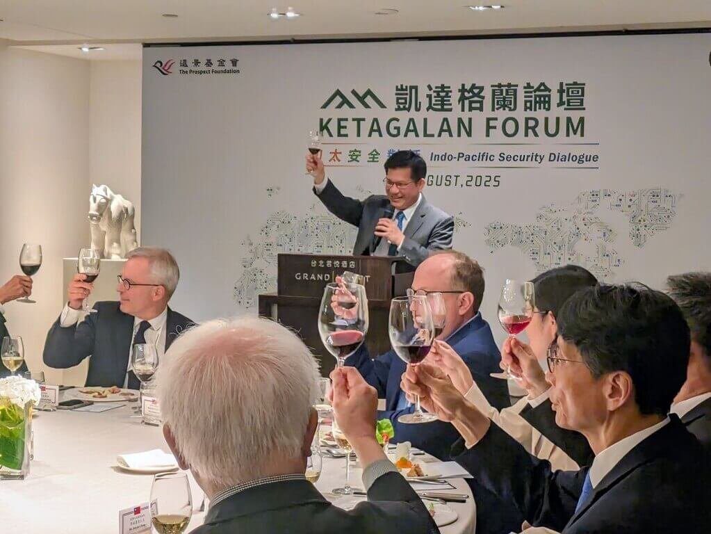 林佳龍:以總合外交深化民主連結 實現中等強國目標 林佳龍:以總合外交深化民主連結 實現中等強國目標