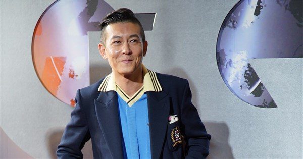 Nike加州控告陳冠希違約 求償38億元 Nike加州控告陳冠希違約 求償38億元