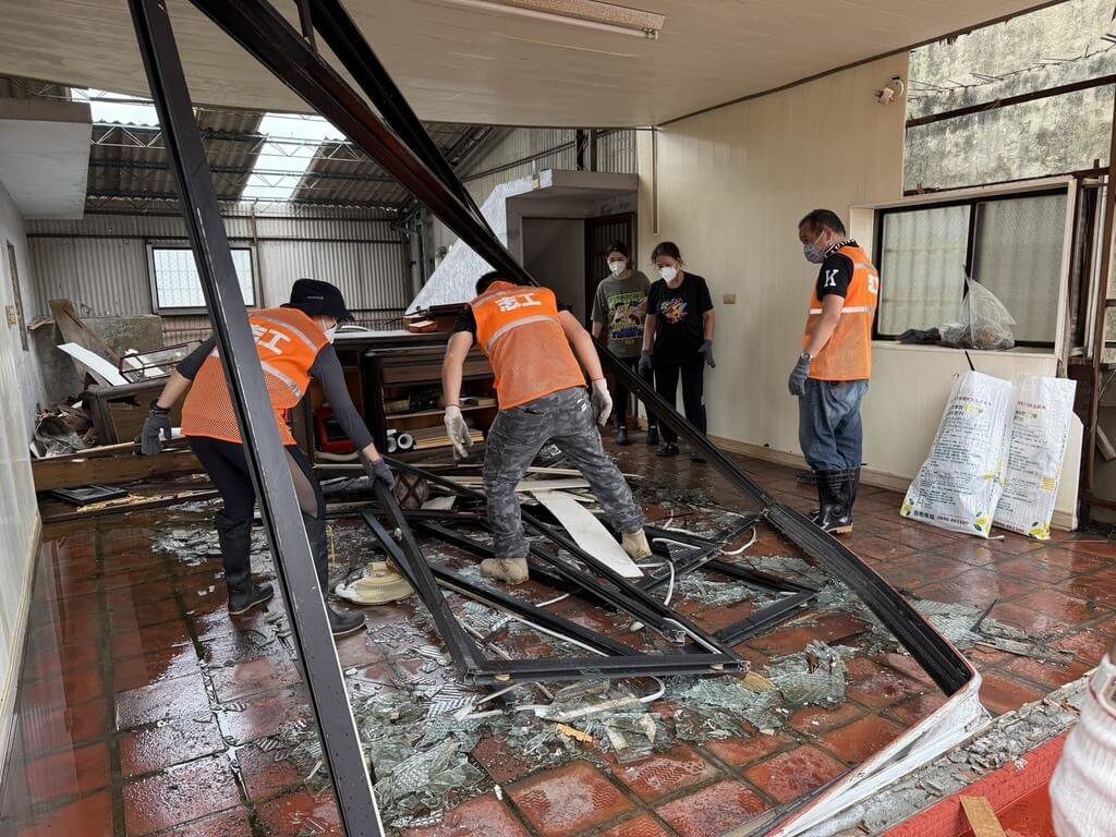 救災罷免雙線進行 民進黨進駐823罷區地毯式陸戰 救災罷免雙線進行 民進黨進駐823罷區地毯式陸戰