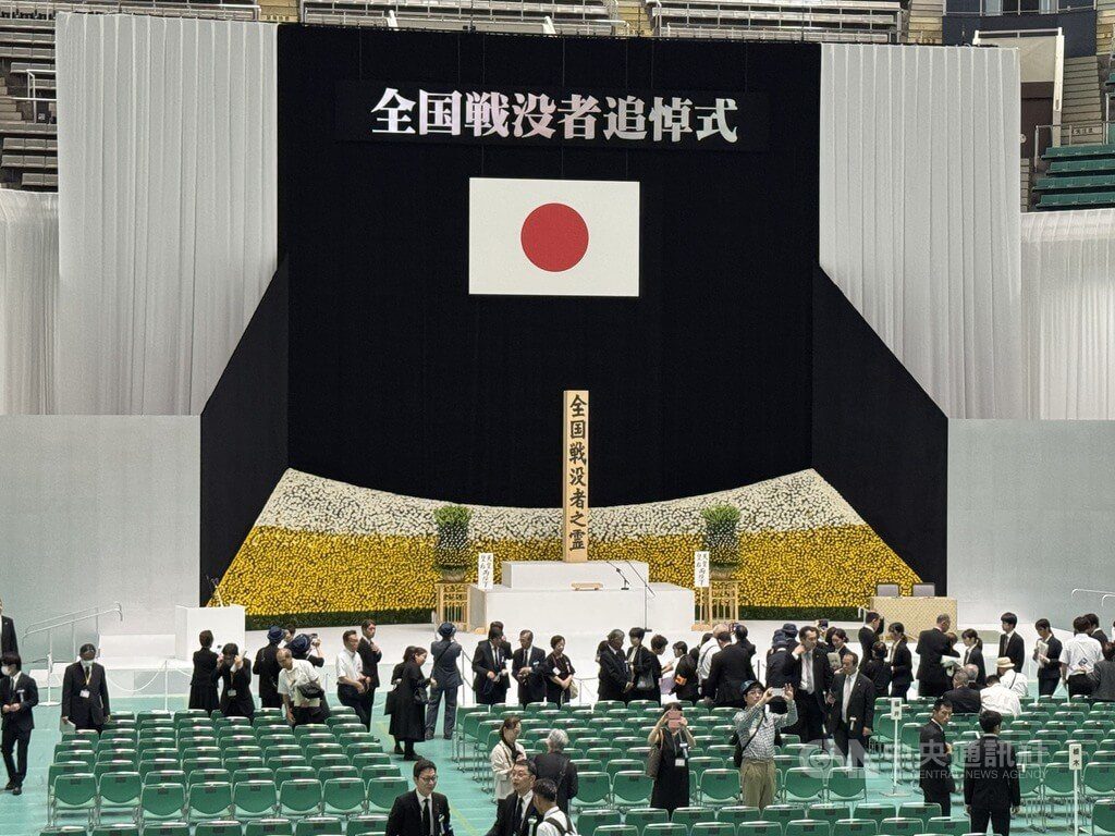 終戰80週年 小泉進次郎率先參拜靖國神社 終戰80週年 小泉進次郎率先參拜靖國神社