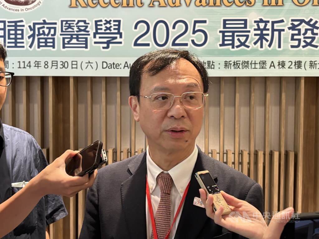 呂建德為長照槓北市 石崇良緩頰:政策要互相合作 呂建德為長照槓北市 石崇良緩頰:政策要互相合作