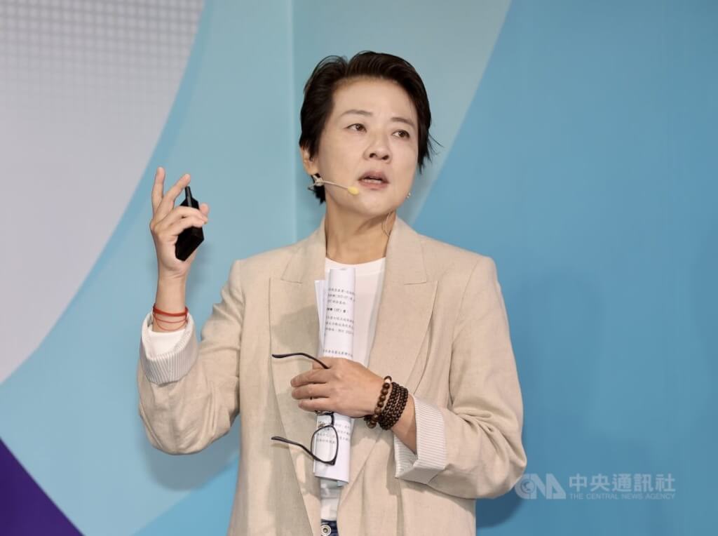 民眾黨兩年條款存廢受矚 黃珊珊挺候補不分區即戰力 民眾黨兩年條款存廢受矚 黃珊珊挺候補不分區即戰力