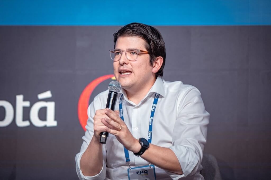 哥國總統大選參選人遭槍擊傷勢惡化 情況危急 哥國總統大選參選人遭槍擊傷勢惡化 情況危急