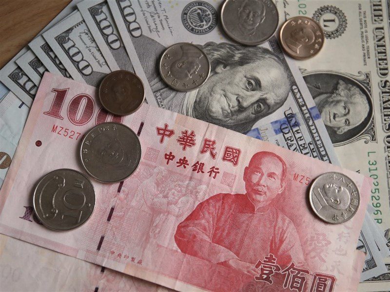 外資匯出 新台幣貶6.4分收30.12元探近3月新低 外資匯出 新台幣貶6.4分收30.12元探近3月新低