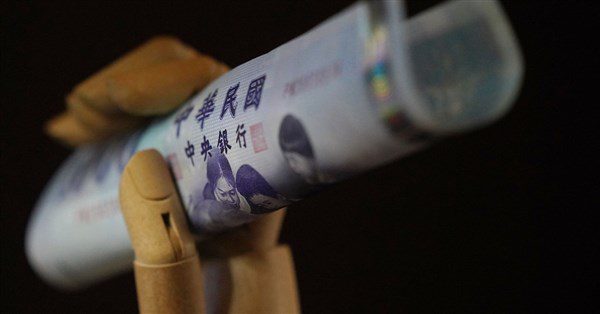 總預算將撥補勞保1200億 韌性特別條例撥補健保200億 總預算將撥補勞保1200億 韌性特別條例撥補健保200億