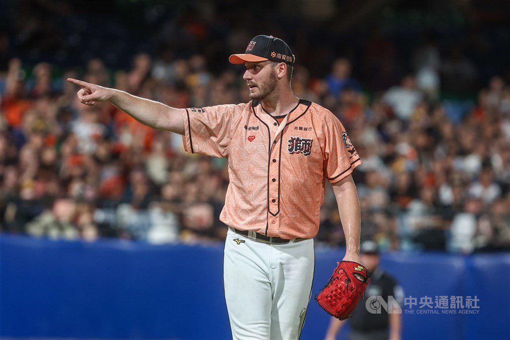 布雷克被註銷坦言會難過 會為本土外援目標努力 布雷克被註銷坦言會難過 會為本土外援目標努力